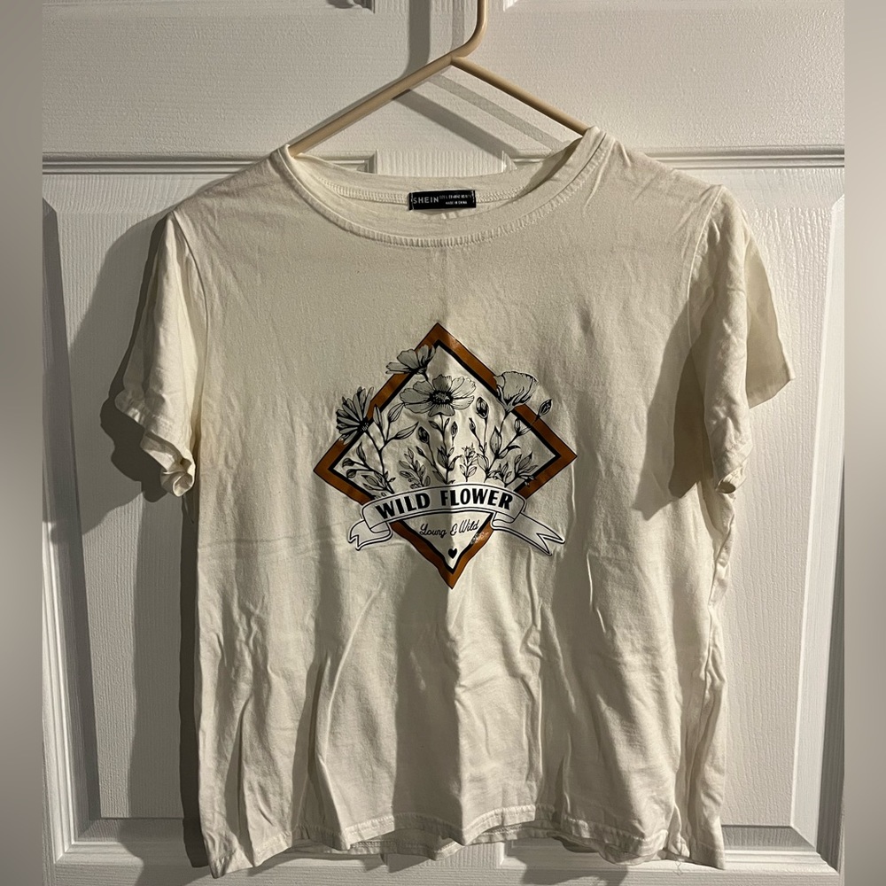 Wildflower tee